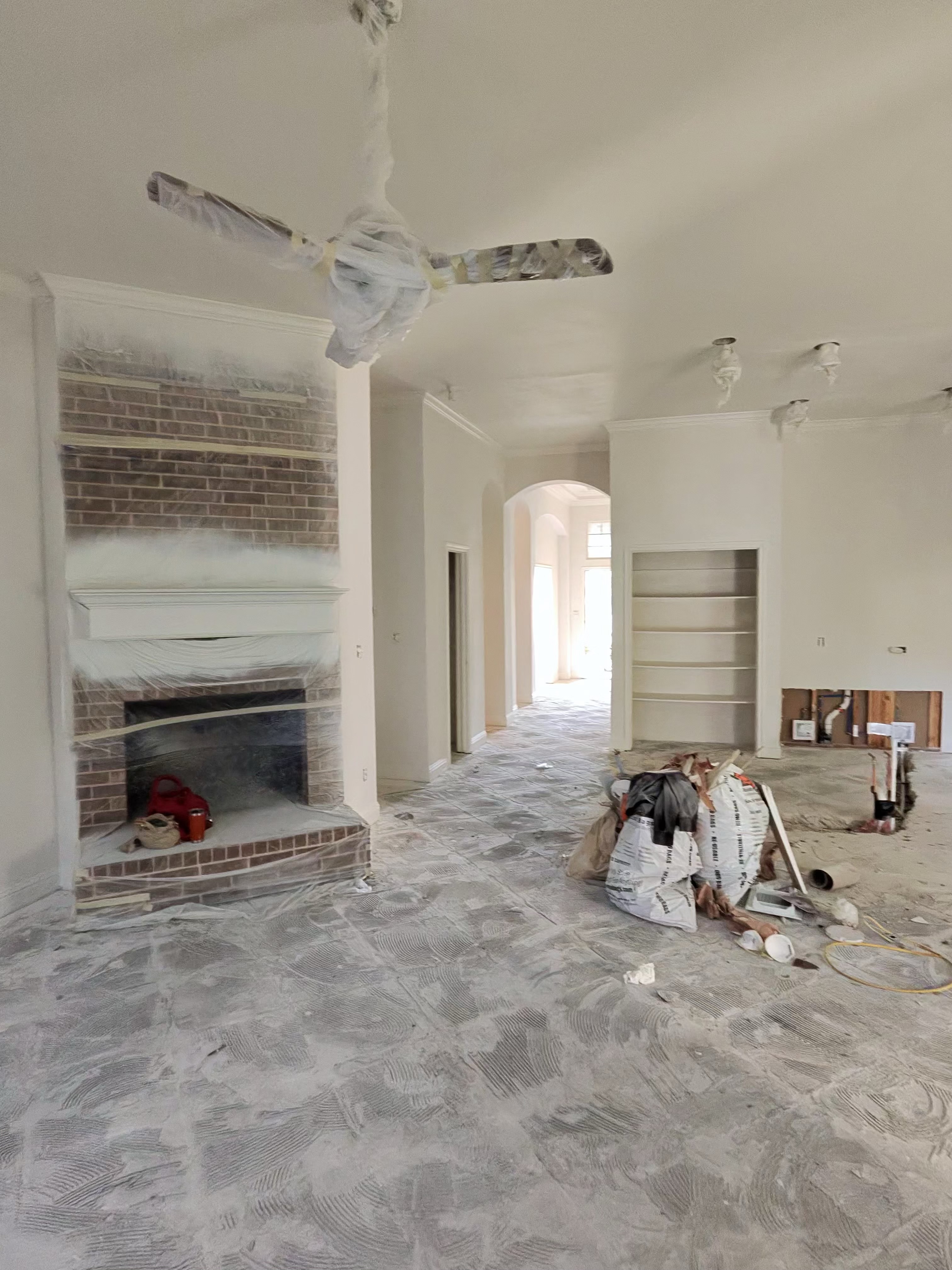 Living room fireplace arch