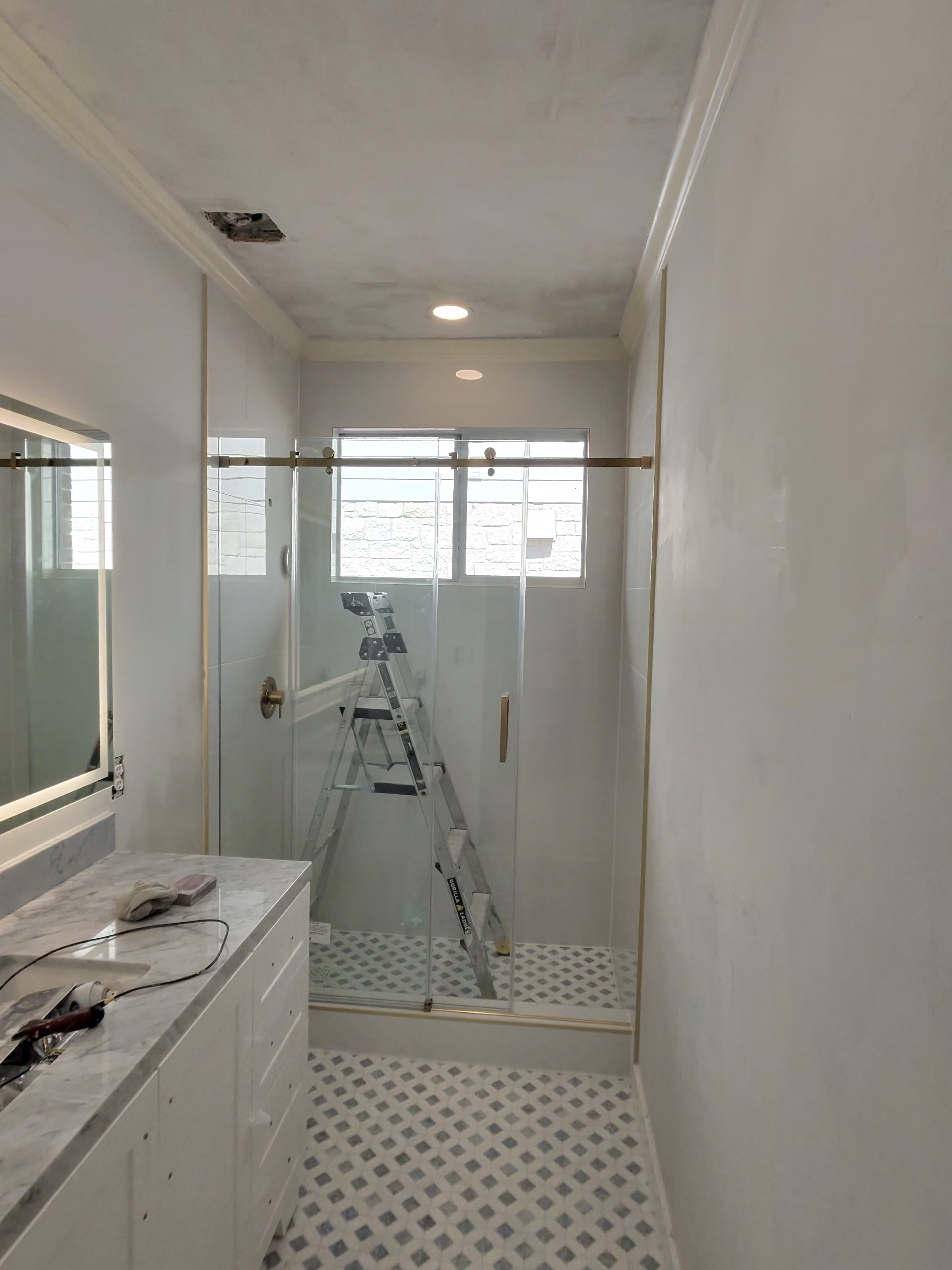 Bathroom shower glass gold